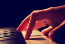 世体：特尔施特根将于明天接受手术 巴萨和球员对恢复时间有分歧